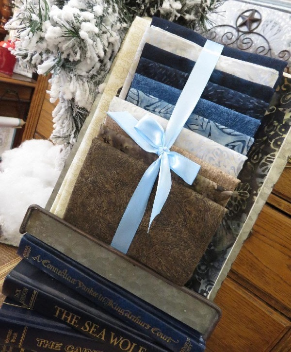 Mistletoe and Holly Kit